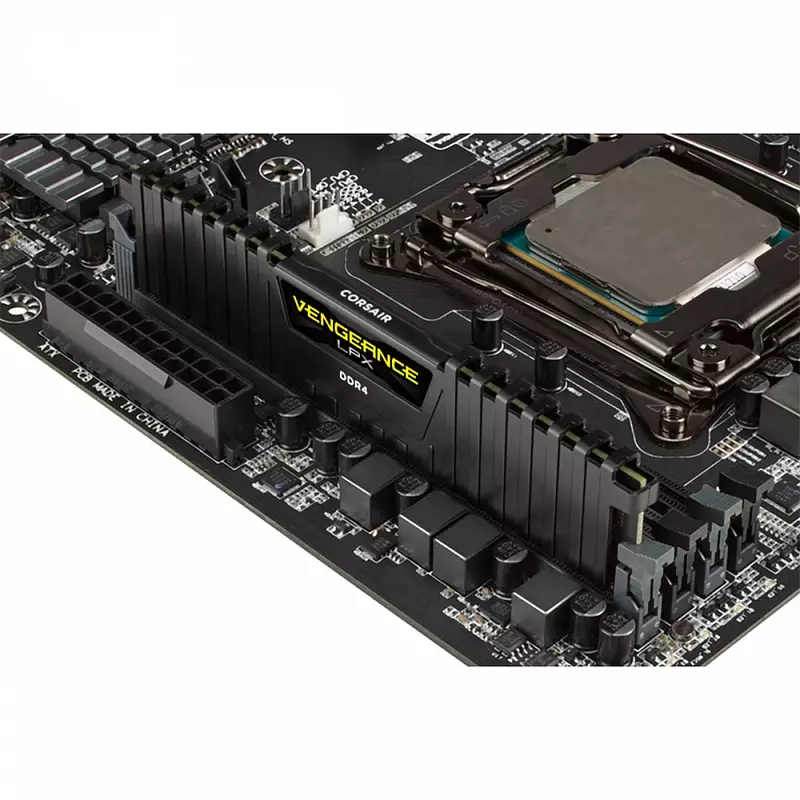 CORSAIR VENGEANCE 8GB DDR4 CORSAIR VENGEANCE 8GB DDR4